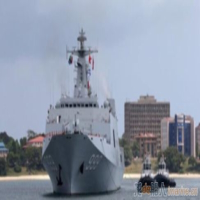 為什么小小的拖船能拉動(dòng)幾萬噸的航母？而且有些拖船還在航母后面？